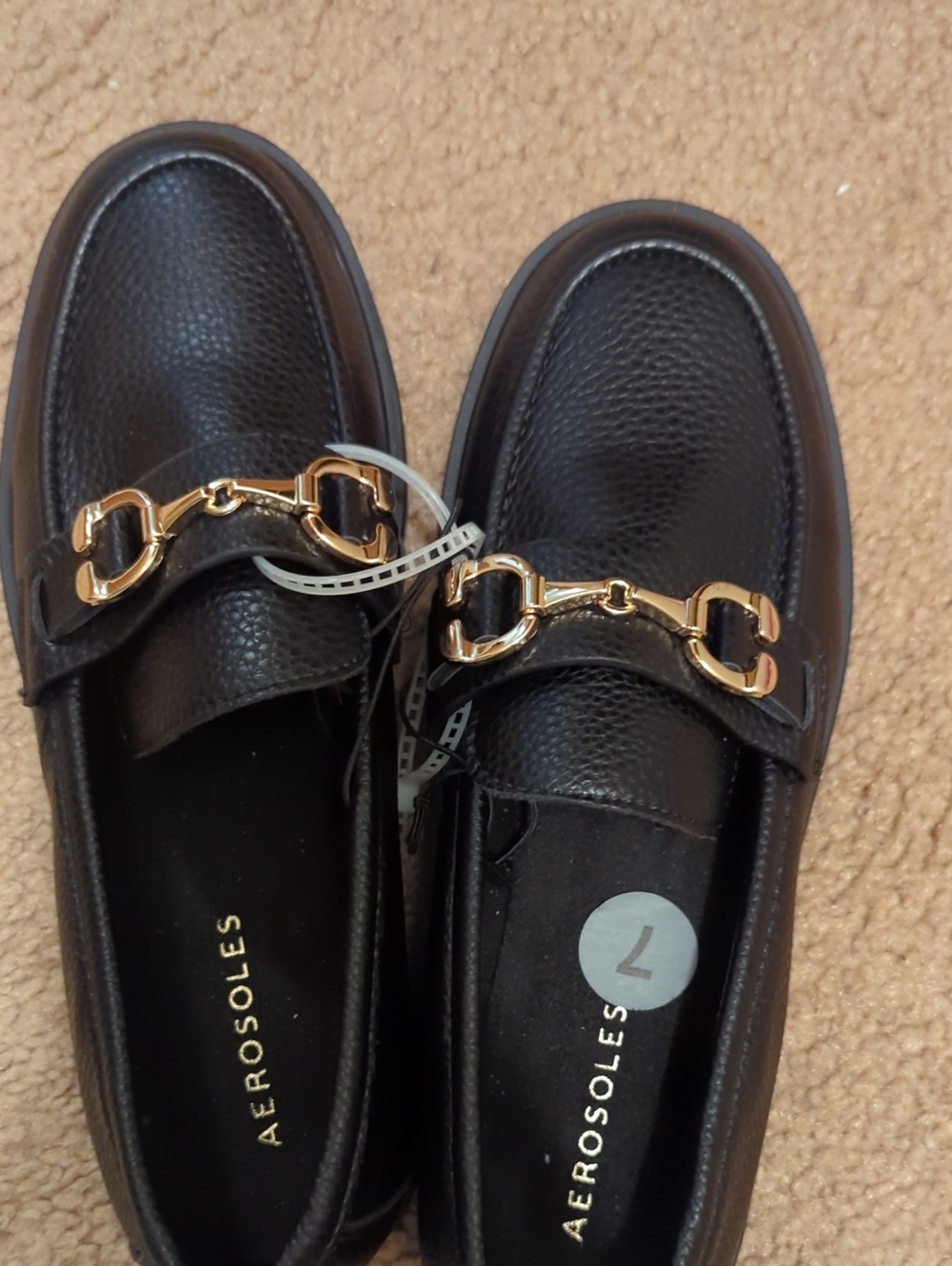 AEROSOLES Black Pebbled Leather Loafers with Gold Bit
